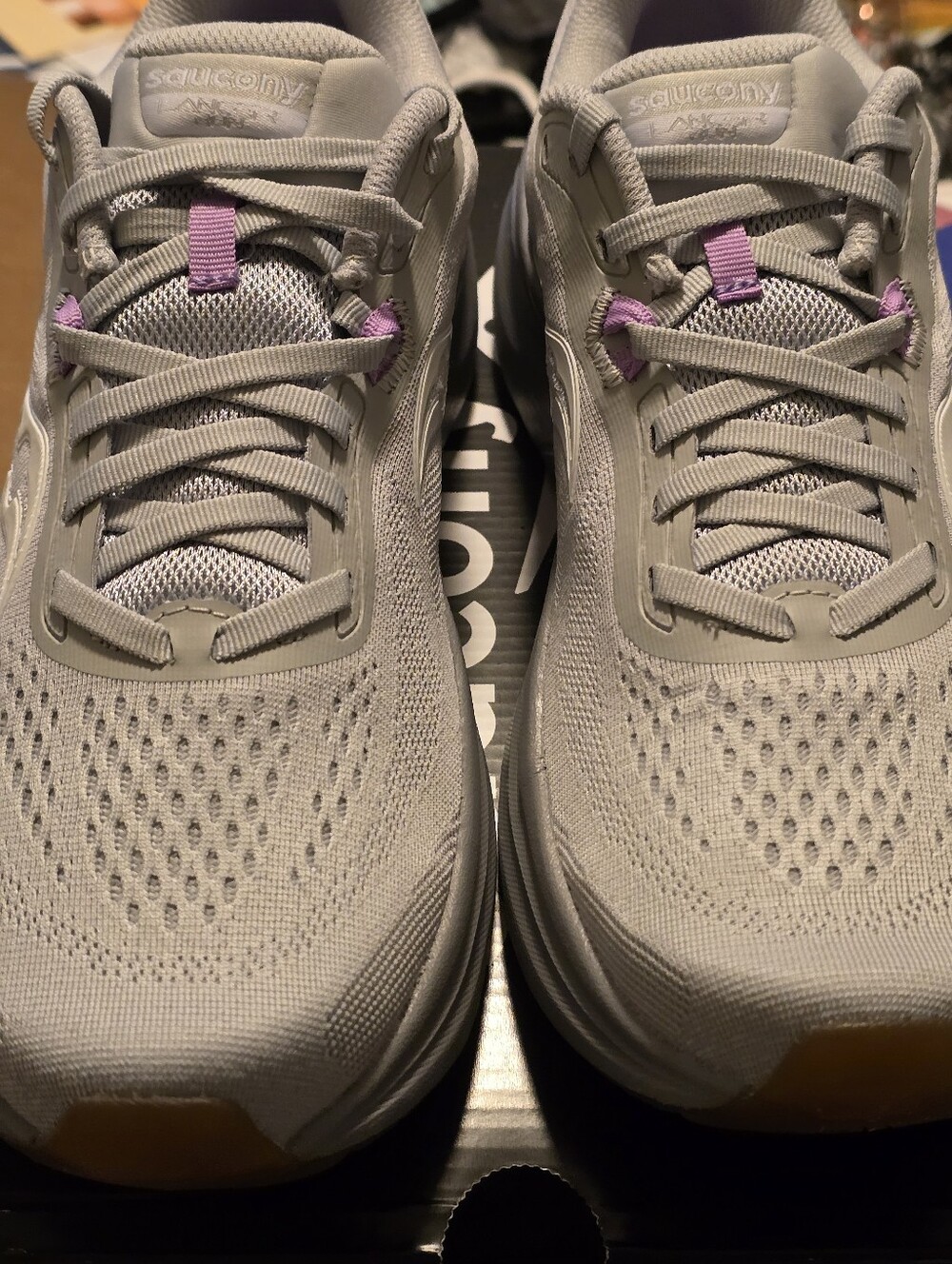 NEW Saucony Lancer Run Women's Size 10 Cloud/Carbon Running Shoes - NIB - Picture 2 of 5